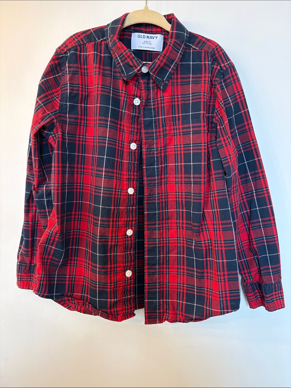 Old Navy Red and Black Plaid Button-Down Shirt